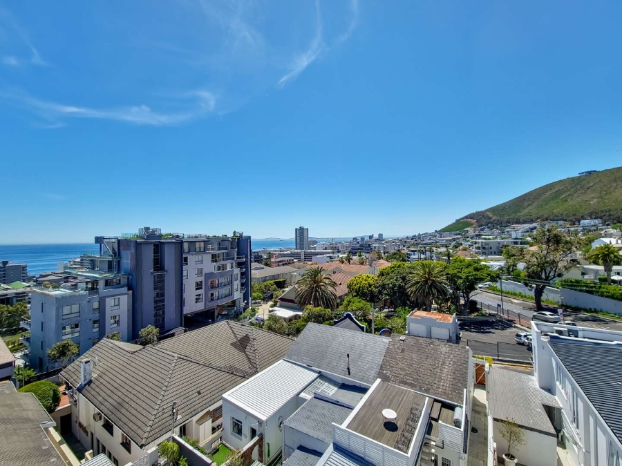 1 Bedroom Property for Sale in Sea Point Western Cape